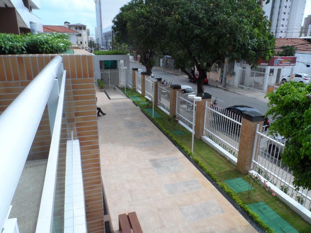 Apartamento à venda com 1 quarto, 44m² - Foto 54