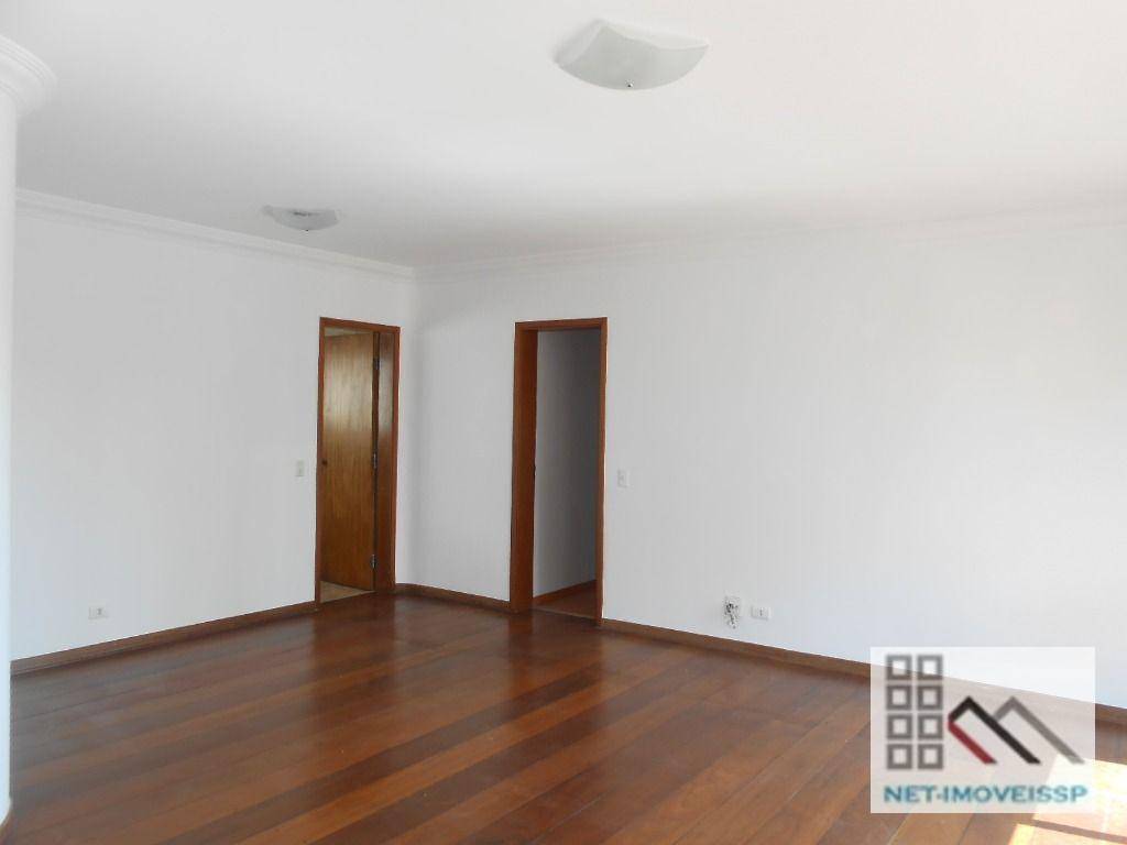 Apartamento para alugar com 4 quartos, 130m² - Foto 4