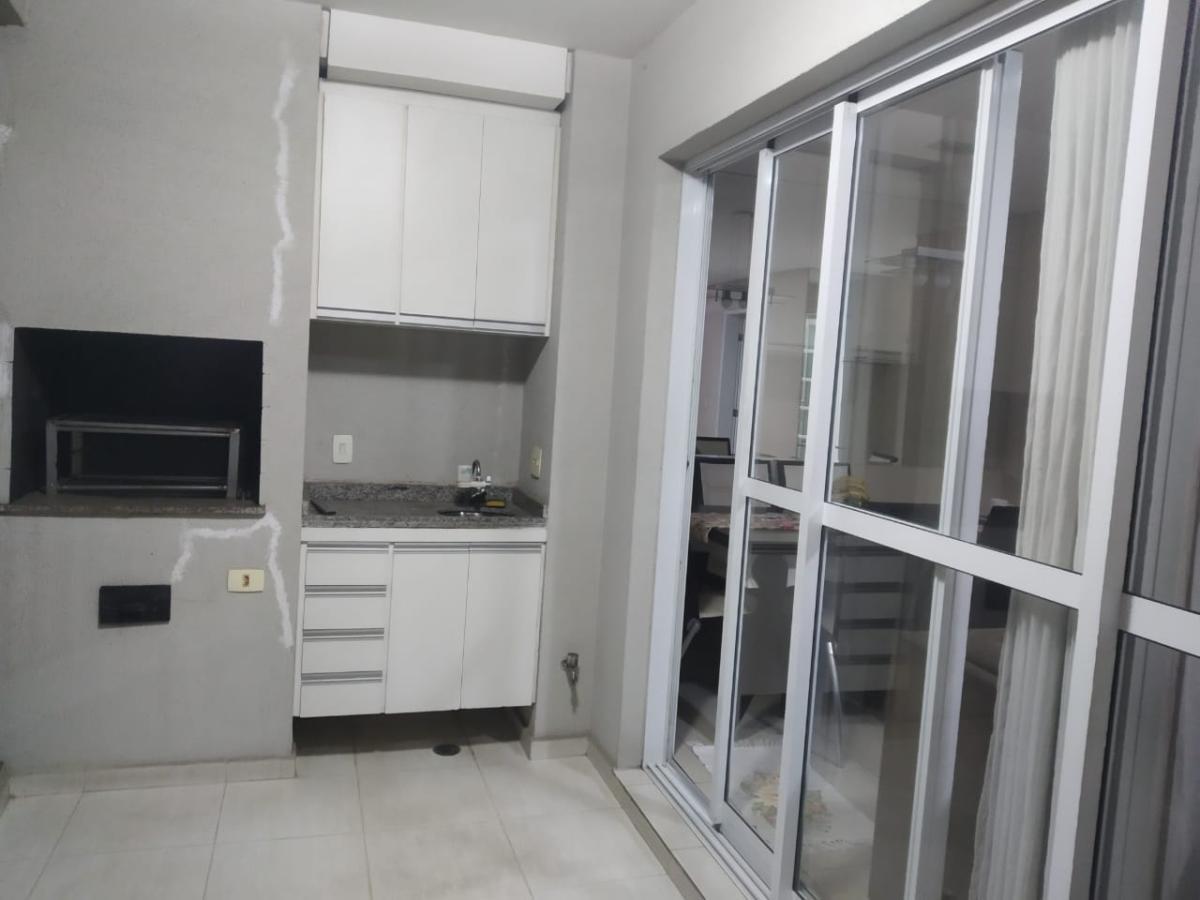 Apartamento à venda com 3 quartos, 89m² - Foto 4