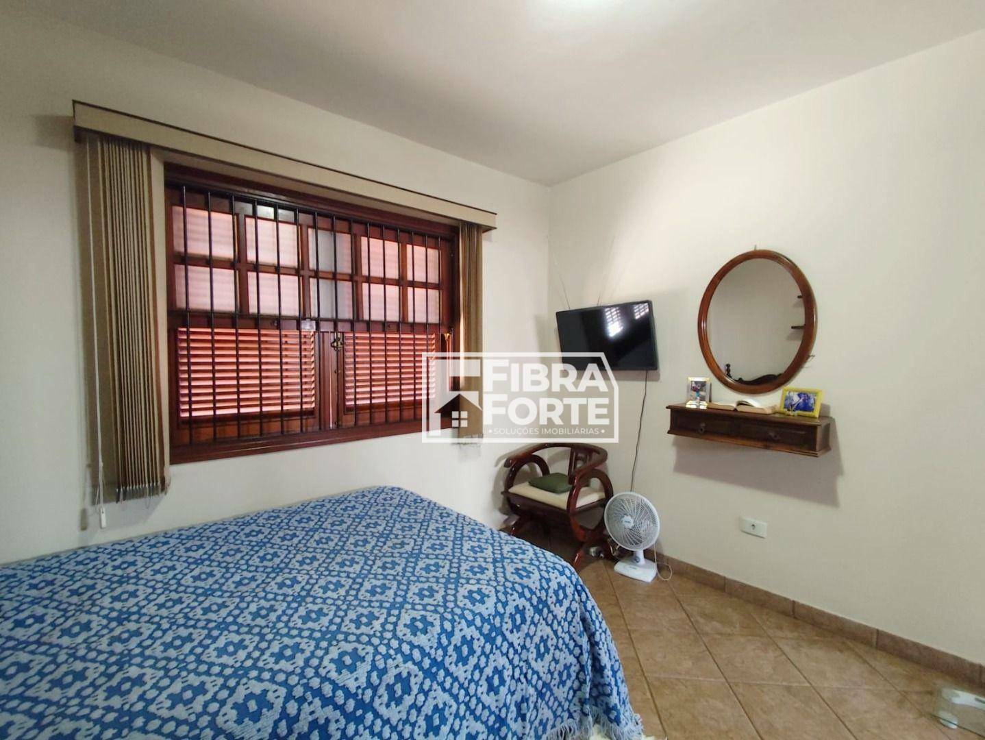 Casa à venda com 3 quartos, 267m² - Foto 13