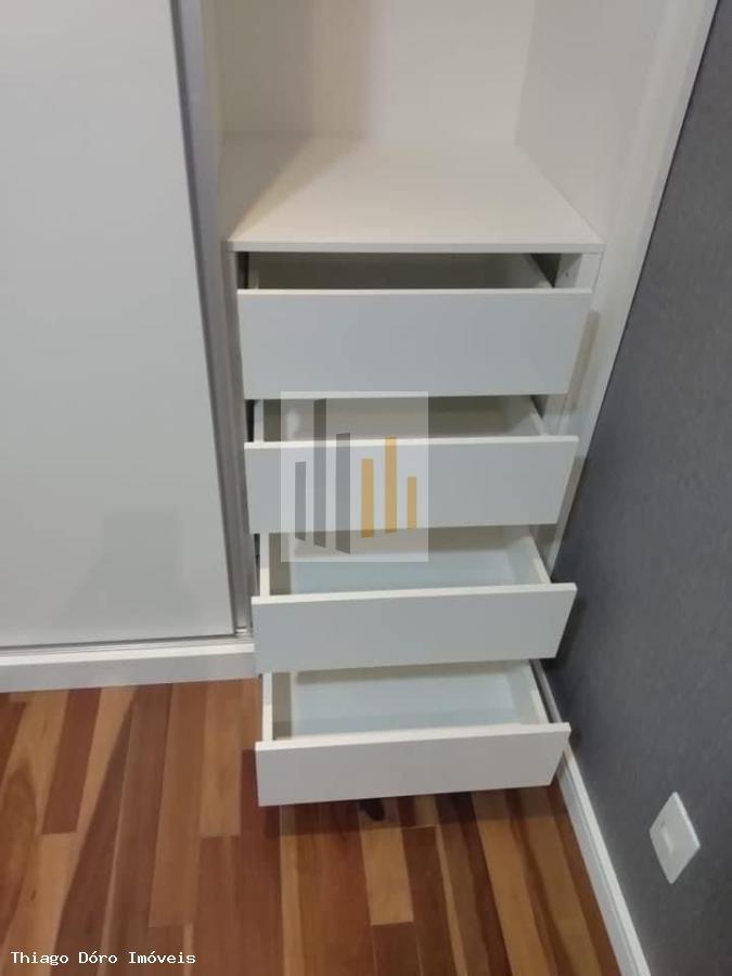 Apartamento à venda com 2 quartos, 57m² - Foto 10