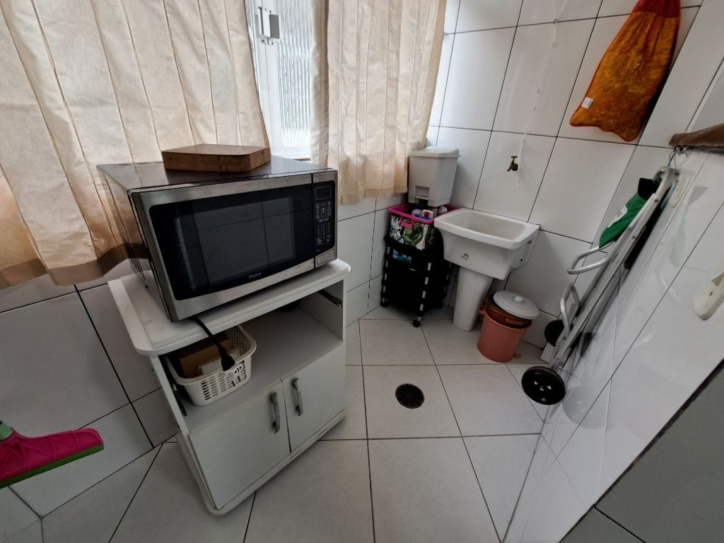 Apartamento à venda com 2 quartos, 70m² - Foto 14