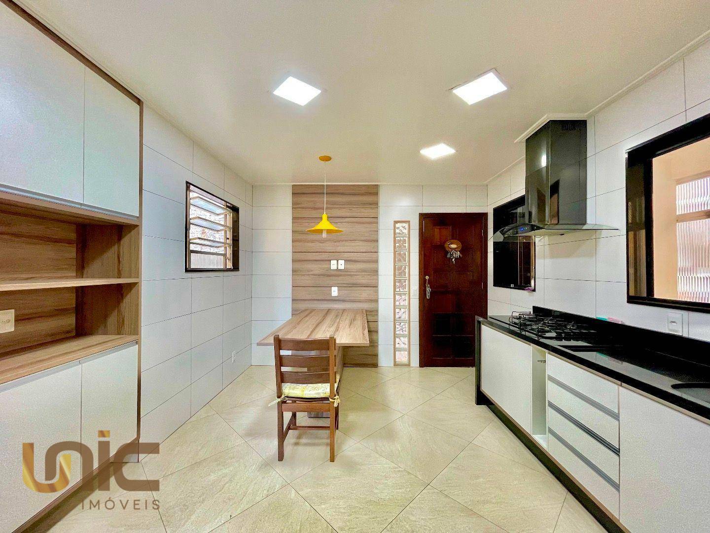 Casa à venda com 3 quartos, 140m² - Foto 12