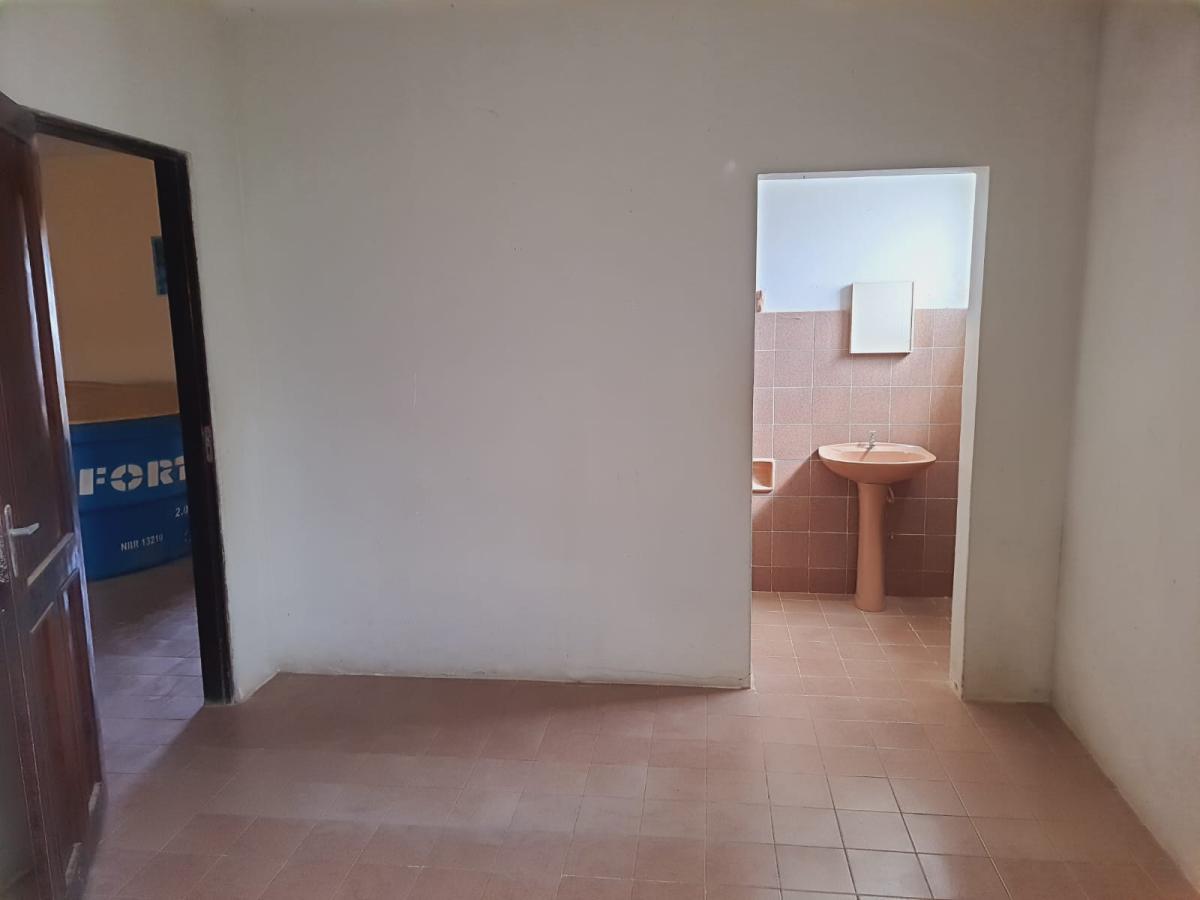 Casa à venda com 2 quartos, 200m² - Foto 11