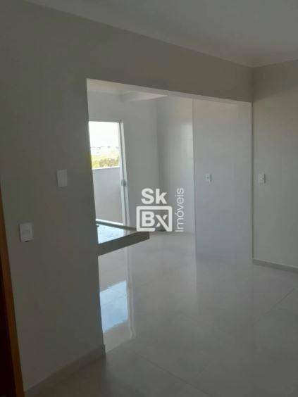 Apartamento à venda com 2 quartos, 51m² - Foto 2