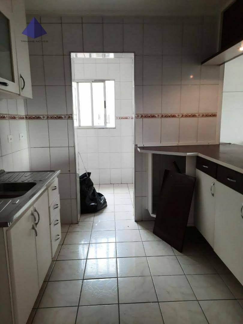 Apartamento à venda com 3 quartos, 70m² - Foto 3