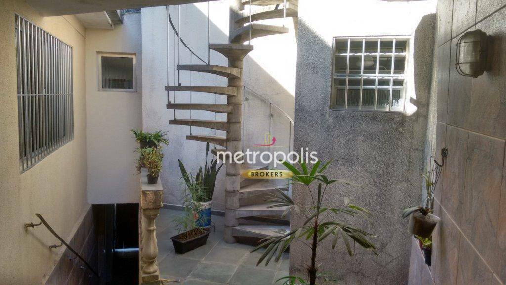 Sobrado à venda com 3 quartos, 180M2 - Foto 12