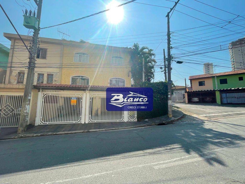 Sobrado à venda com 4 quartos, 224m² - Foto 2