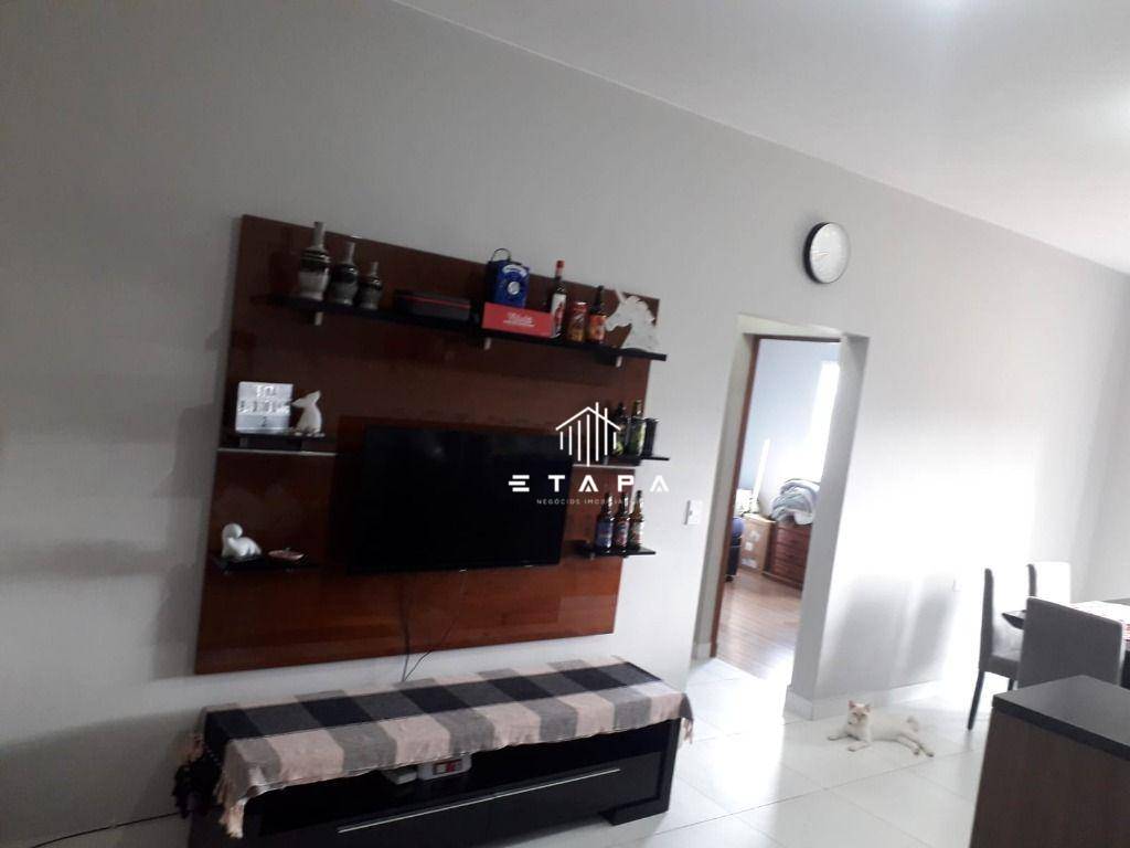 Apartamento à venda com 2 quartos, 64m² - Foto 2