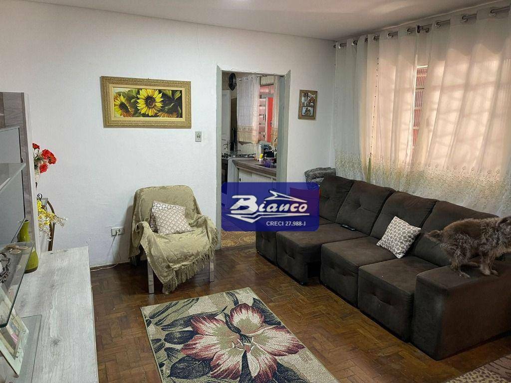 Casa à venda com 3 quartos, 192m² - Foto 1