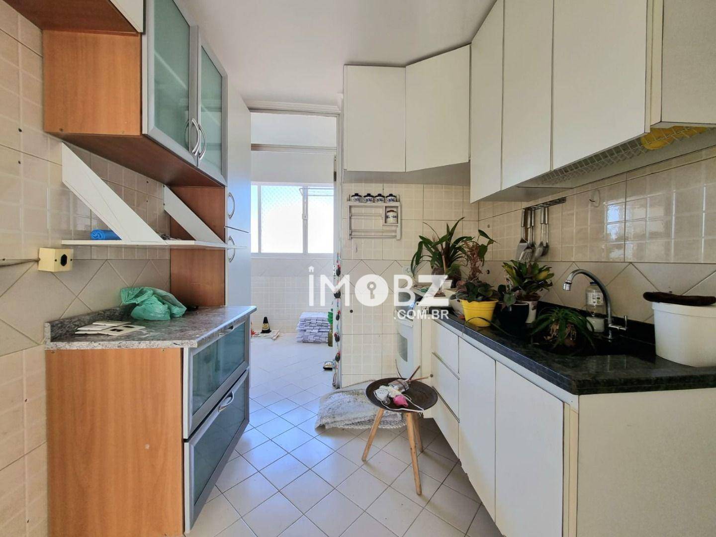 Apartamento à venda com 3 quartos, 91m² - Foto 8