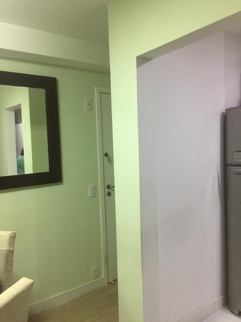 Apartamento à venda com 2 quartos, 64m² - Foto 4