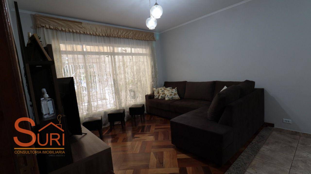 Sobrado à venda com 3 quartos, 227m² - Foto 1