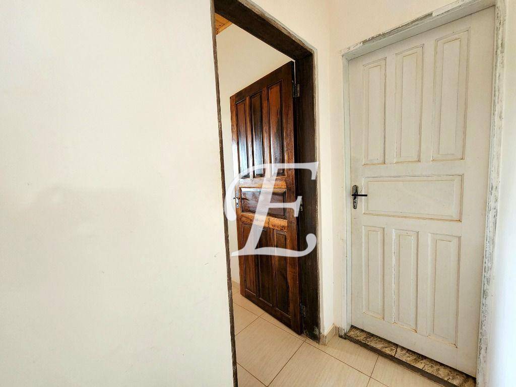 Chácara à venda com 3 quartos, 200m² - Foto 9