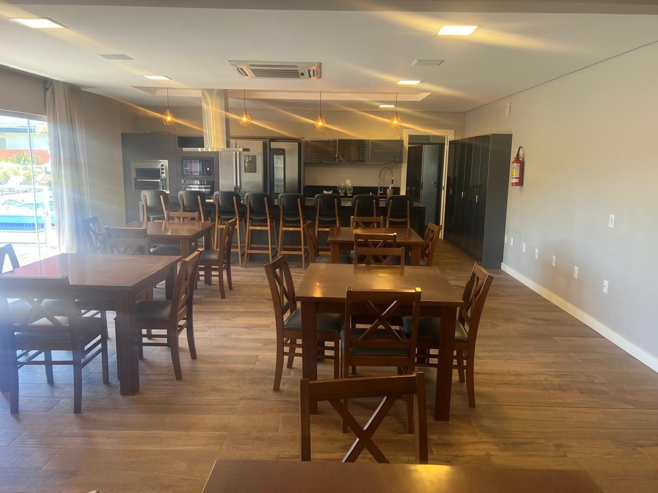 Casa de Condomínio para alugar com 3 quartos, 357m² - Foto 29