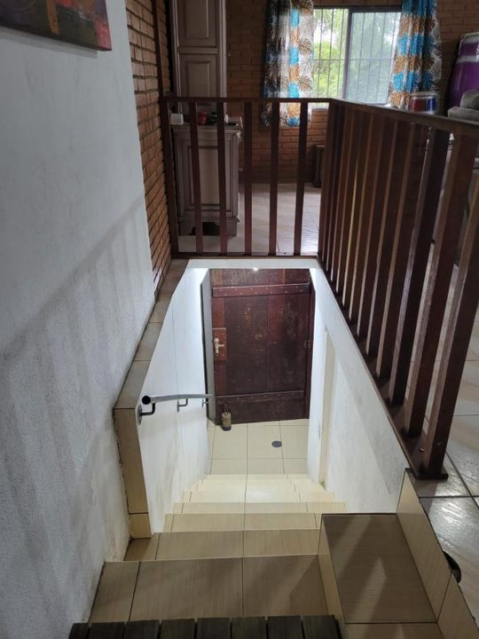 Casa de Condomínio à venda com 4 quartos, 600m² - Foto 21