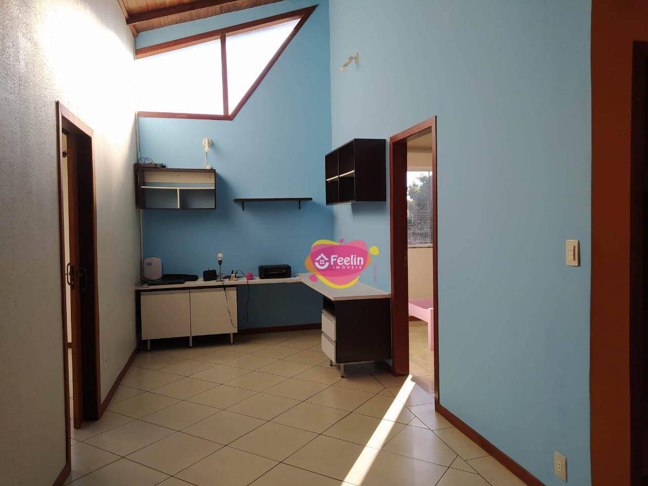 Casa para alugar com 3 quartos, 130m² - Foto 10