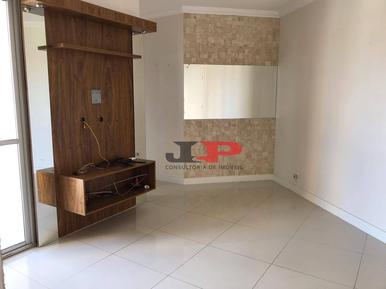 Apartamento à venda com 2 quartos, 48m² - Foto 2