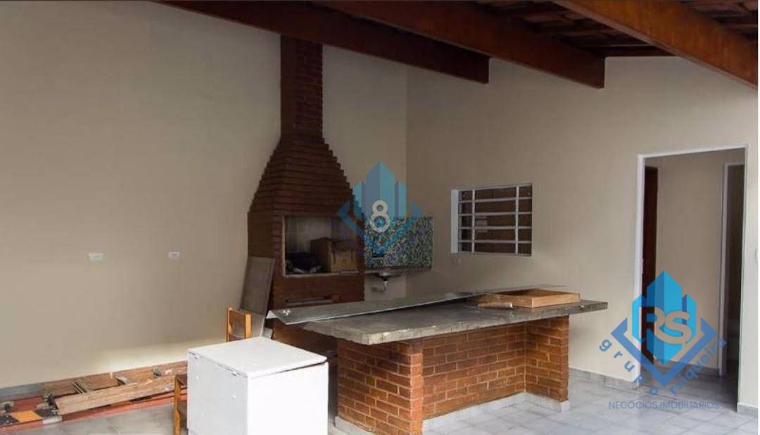 Casa para alugar com 2 quartos, 270m² - Foto 23