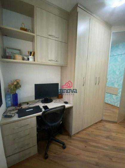 Apartamento à venda com 3 quartos, 70m² - Foto 2