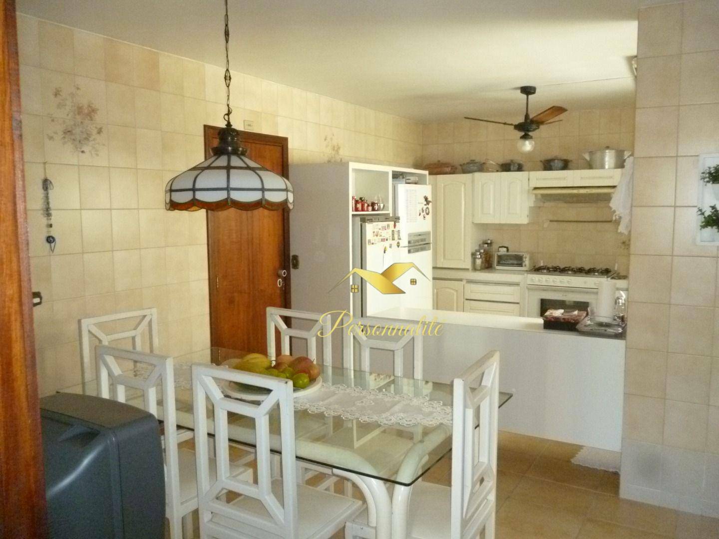 Apartamento à venda com 4 quartos, 205m² - Foto 18