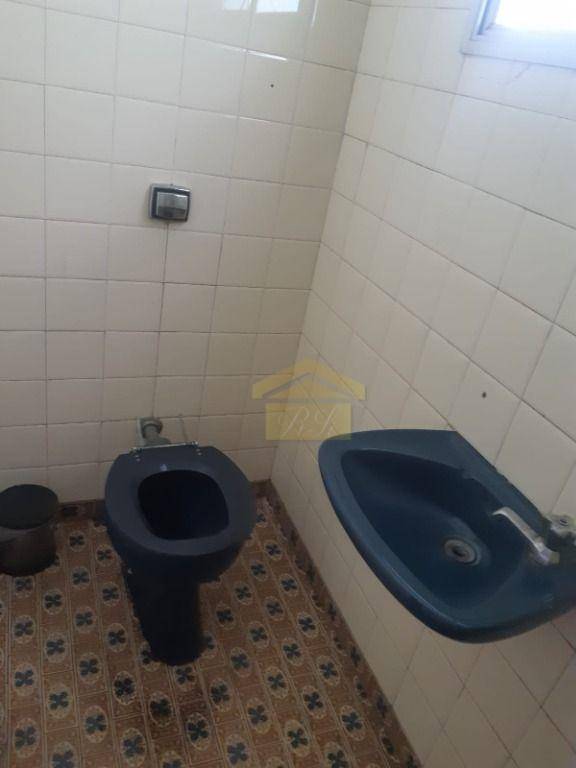 Sobrado à venda com 5 quartos, 276m² - Foto 29