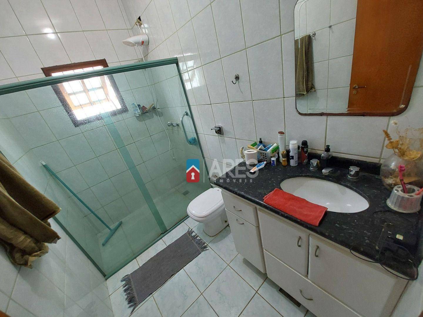 Casa à venda com 4 quartos, 260m² - Foto 10