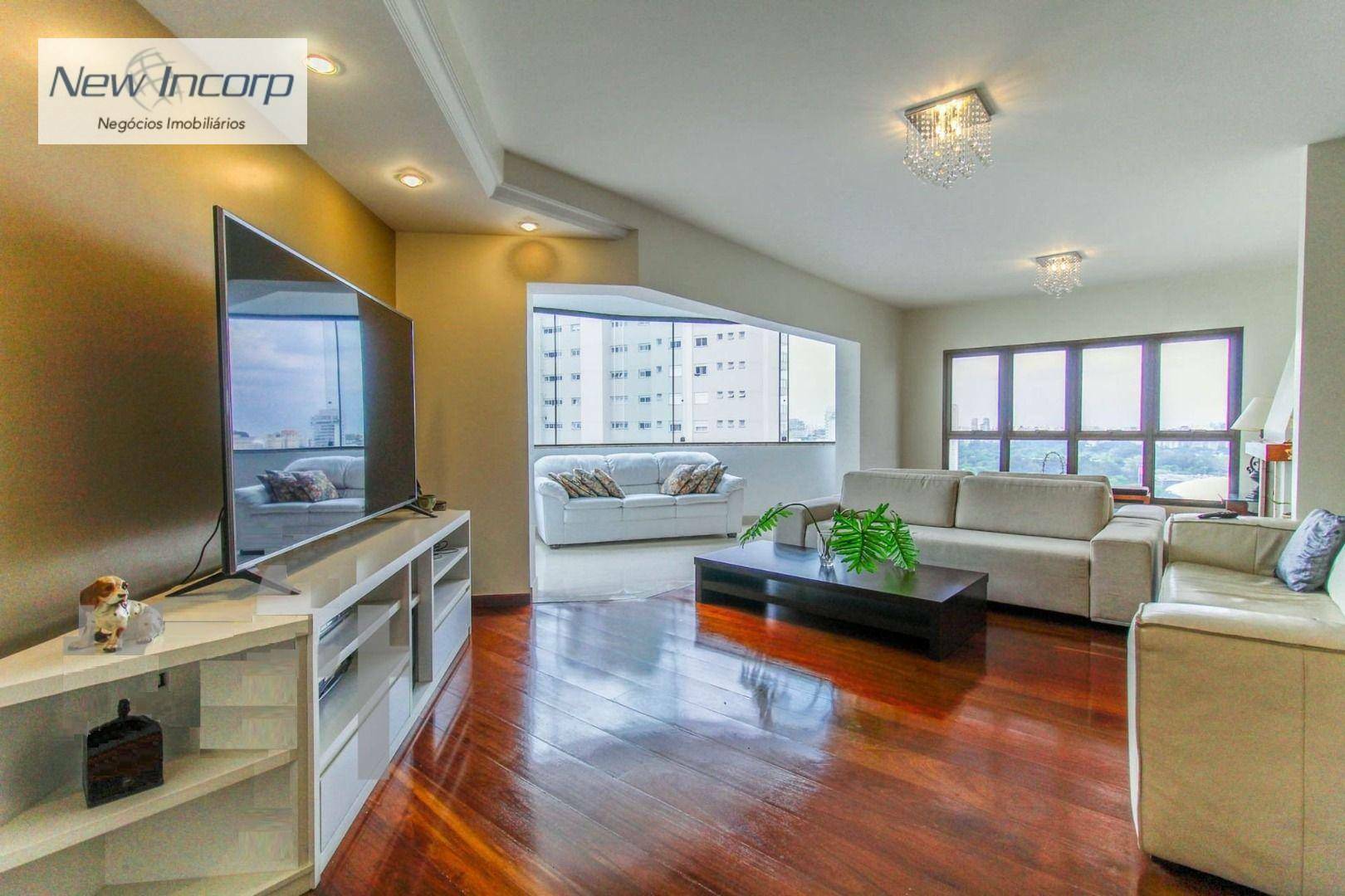 Apartamento à venda com 4 quartos, 209m² - Foto 1