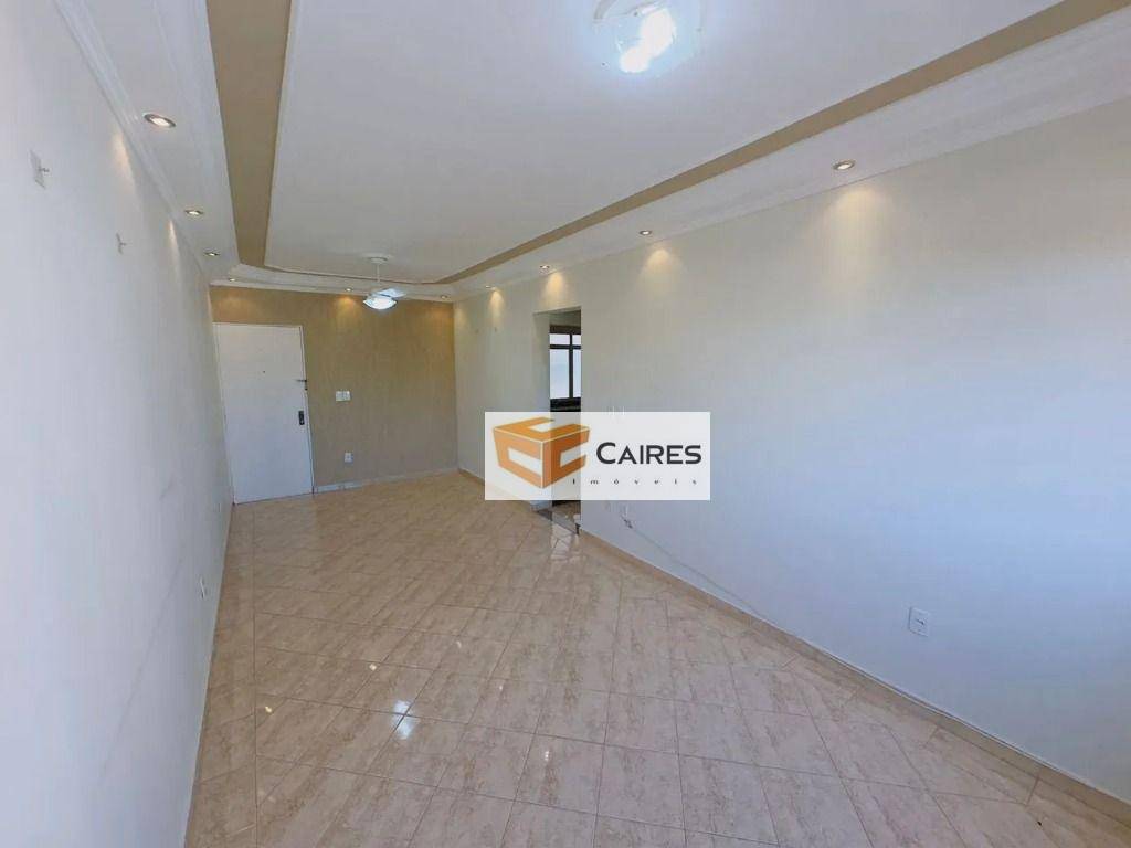 Apartamento à venda com 2 quartos, 66m² - Foto 4