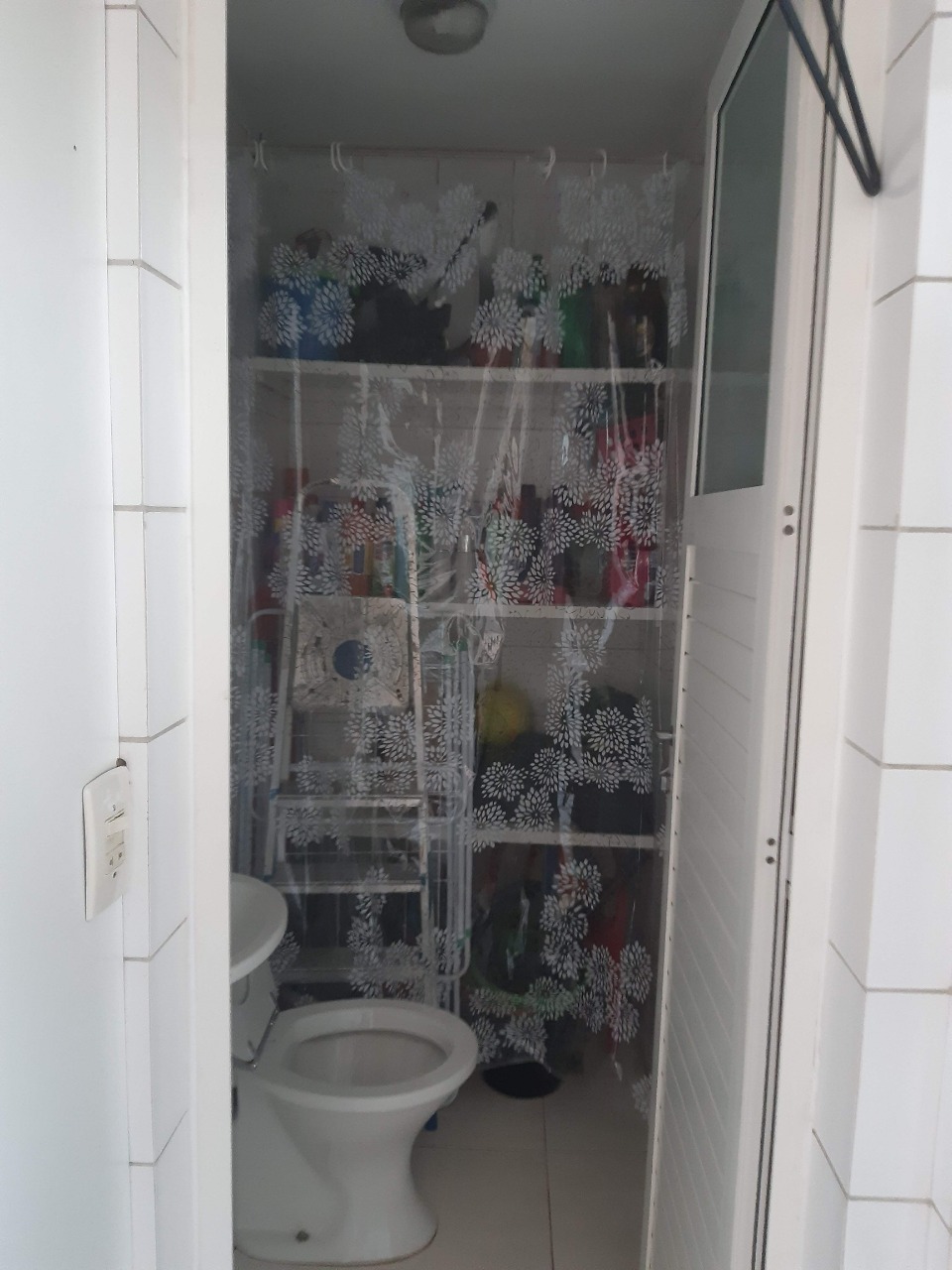 Apartamento à venda com 3 quartos, 98m² - Foto 2