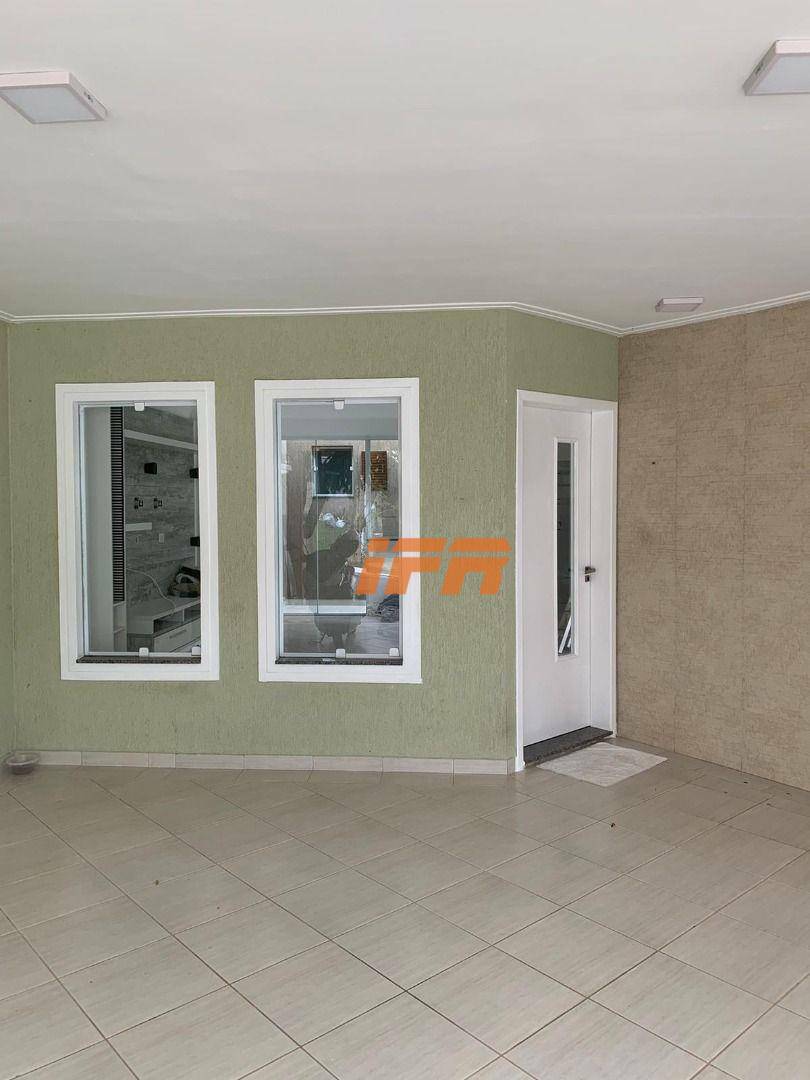 Casa de Condomínio à venda com 3 quartos, 170m² - Foto 2