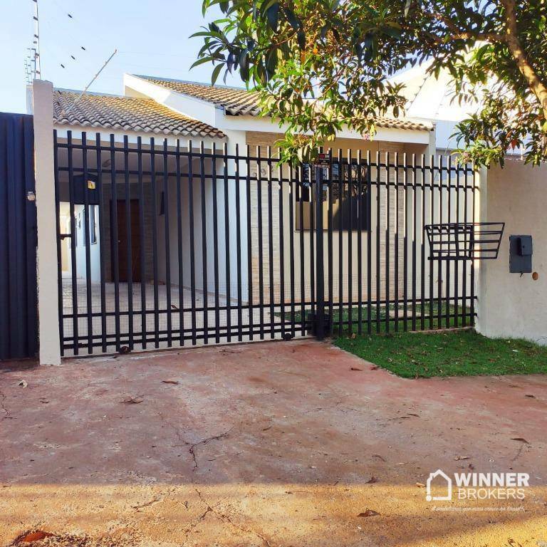 Casa à venda com 3 quartos, 115m² - Foto 1