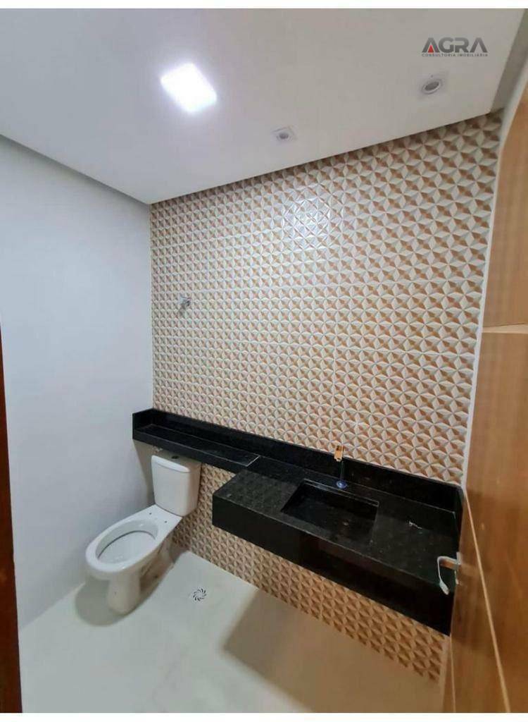 Casa à venda com 4 quartos, 150m² - Foto 4