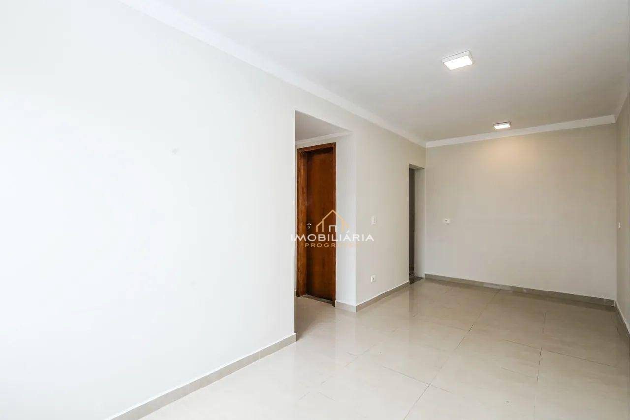 Sobrado à venda com 3 quartos, 120m² - Foto 3