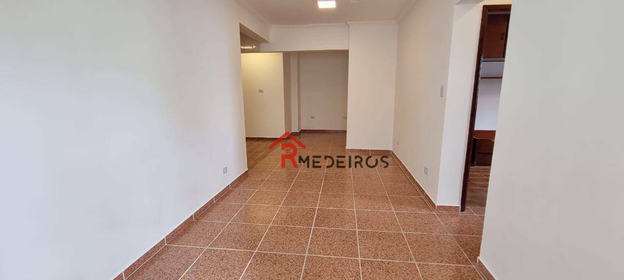 Apartamento à venda com 2 quartos, 74m² - Foto 4