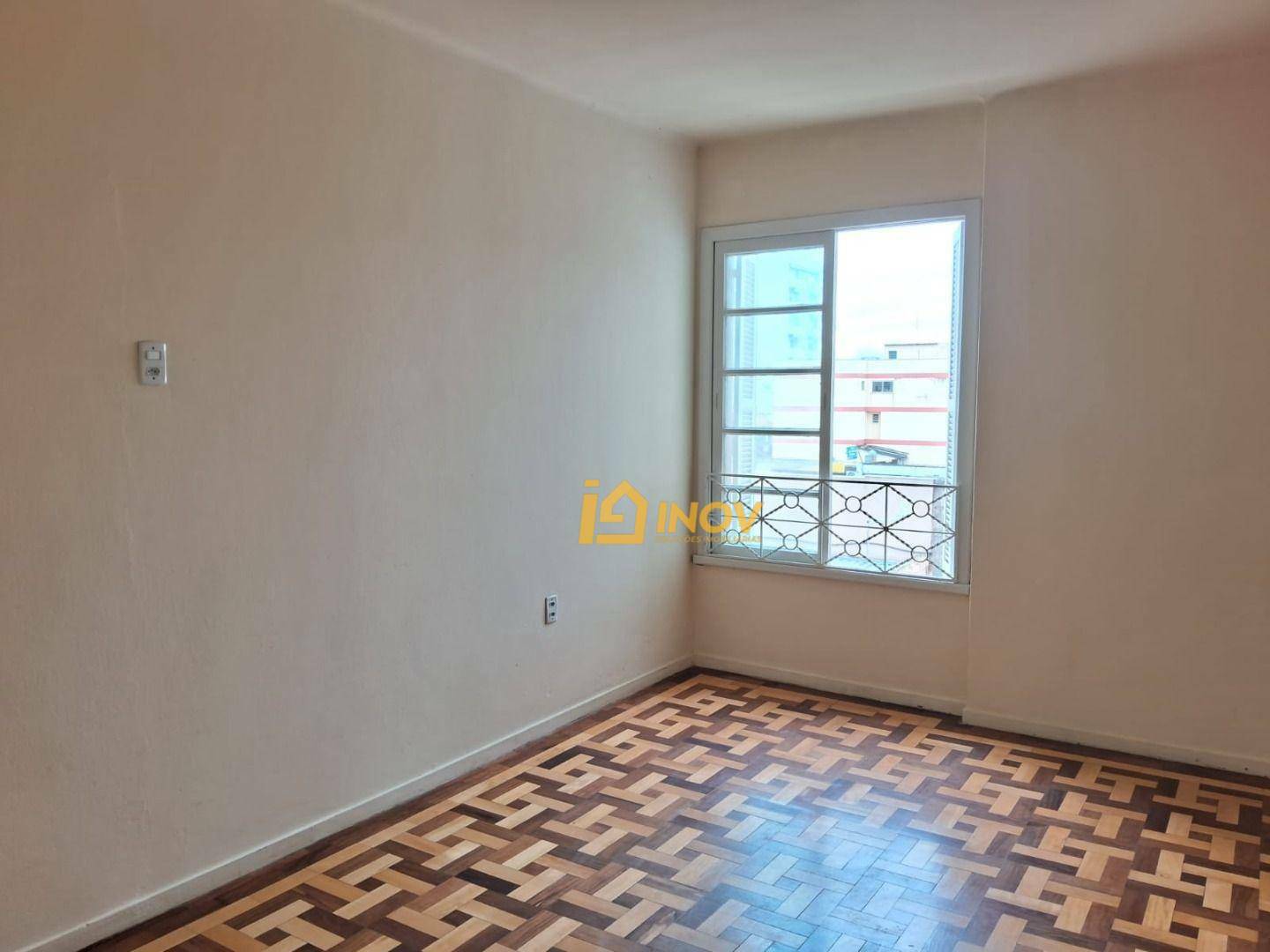 Apartamento para alugar com 3 quartos, 80m² - Foto 8