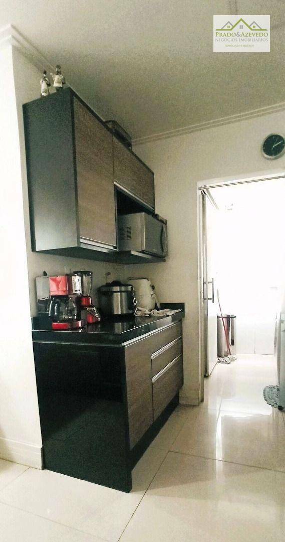 Apartamento à venda com 3 quartos, 180m² - Foto 8