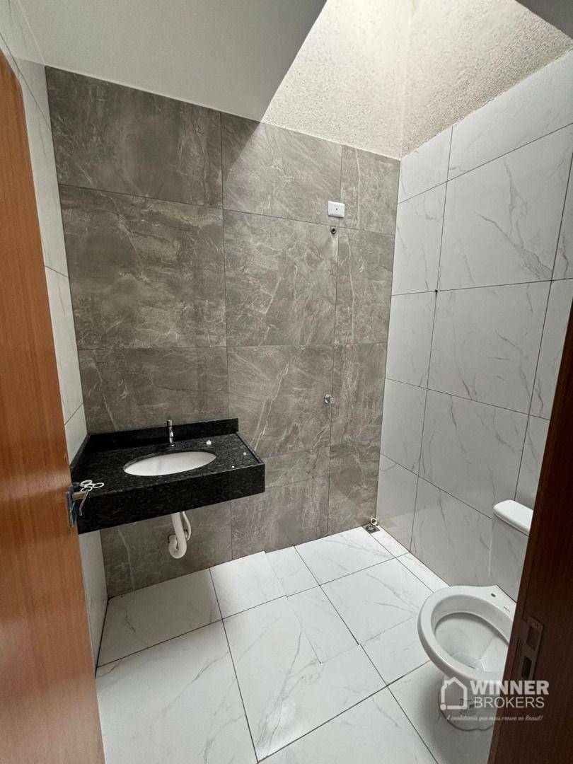 Casa à venda com 3 quartos, 70m² - Foto 9