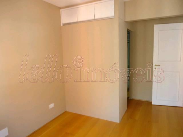 Apartamento para alugar com 2 quartos, 72m² - Foto 11