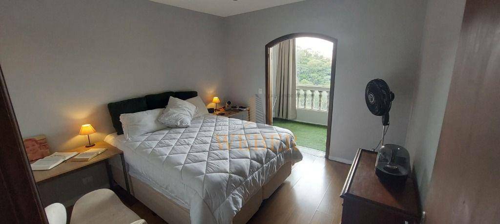 Sobrado à venda e aluguel com 3 quartos, 165m² - Foto 45