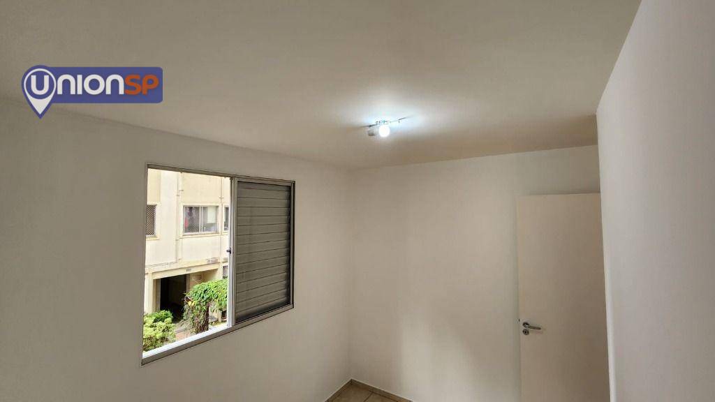 Apartamento à venda com 2 quartos, 58m² - Foto 6