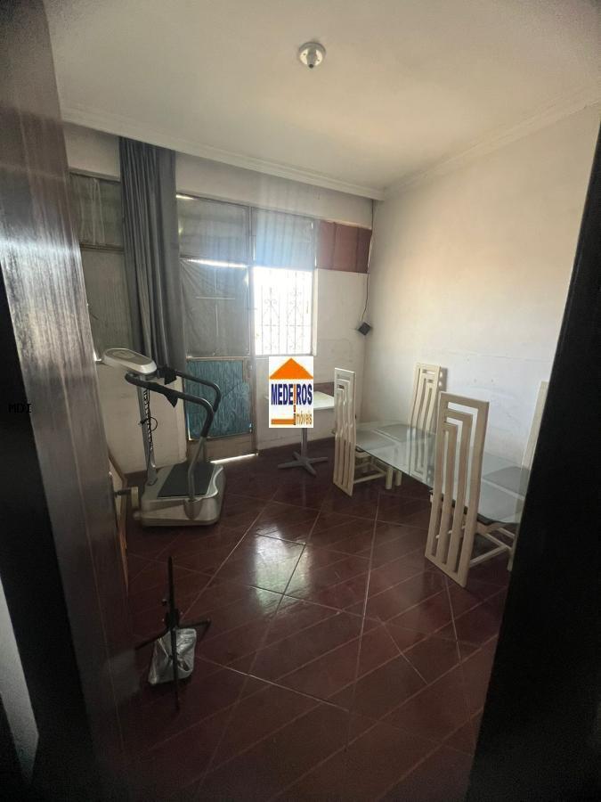 Casa à venda com 4 quartos, 210m² - Foto 22