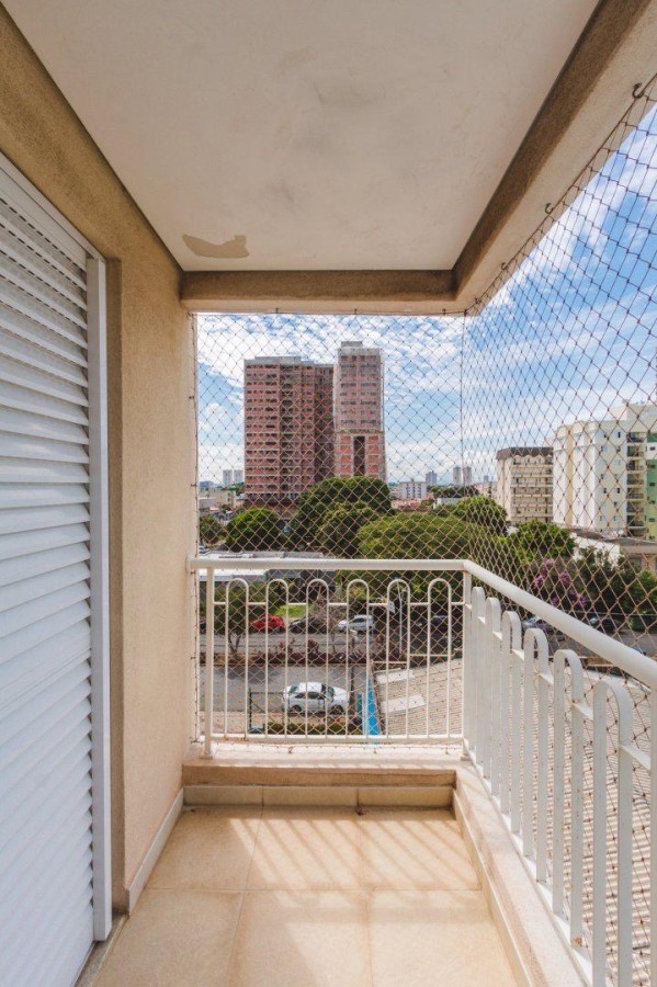 Apartamento para alugar com 3 quartos, 107m² - Foto 2