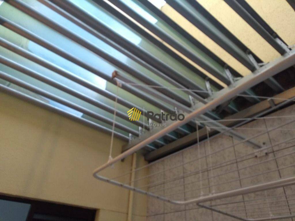 Apartamento à venda com 2 quartos, 65m² - Foto 9