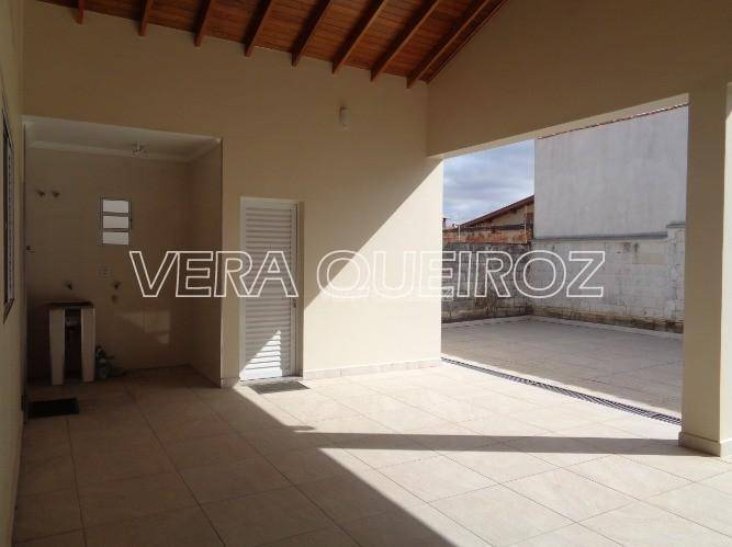 Casa para alugar com 3 quartos, 120m² - Foto 20