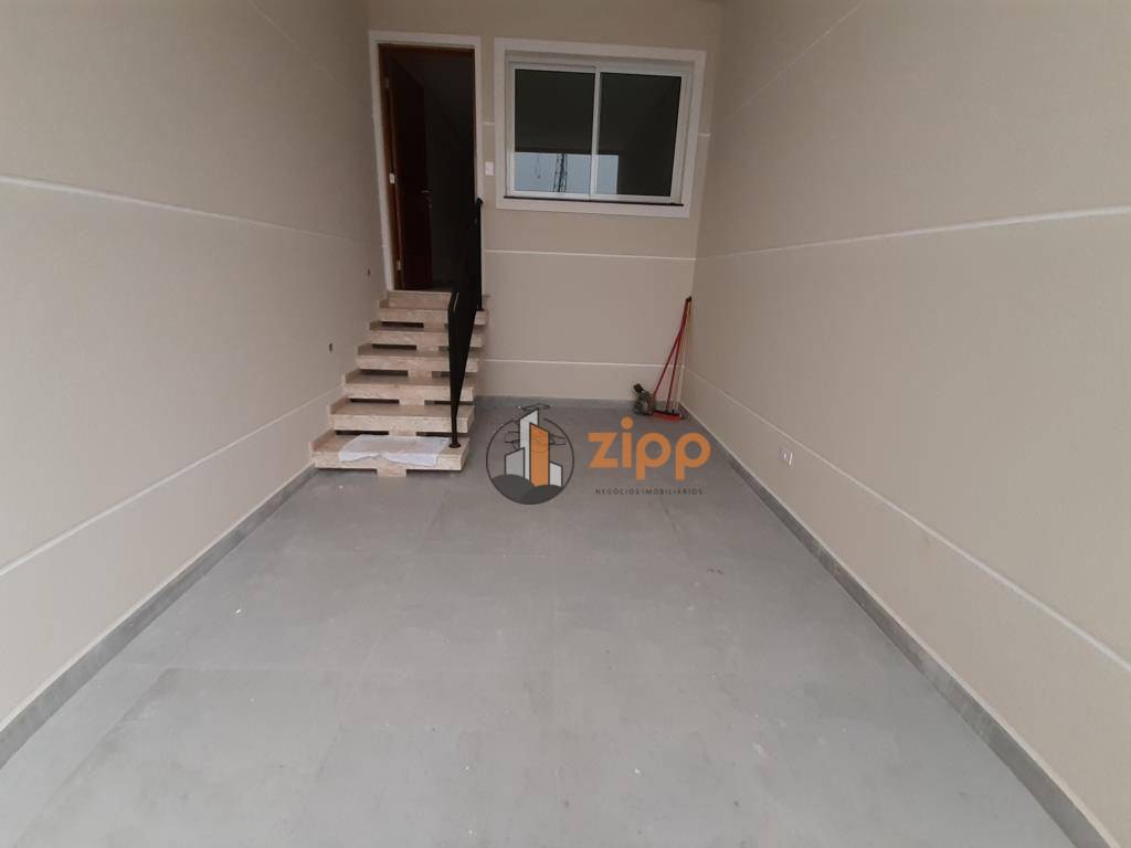 Sobrado à venda com 3 quartos, 130m² - Foto 2