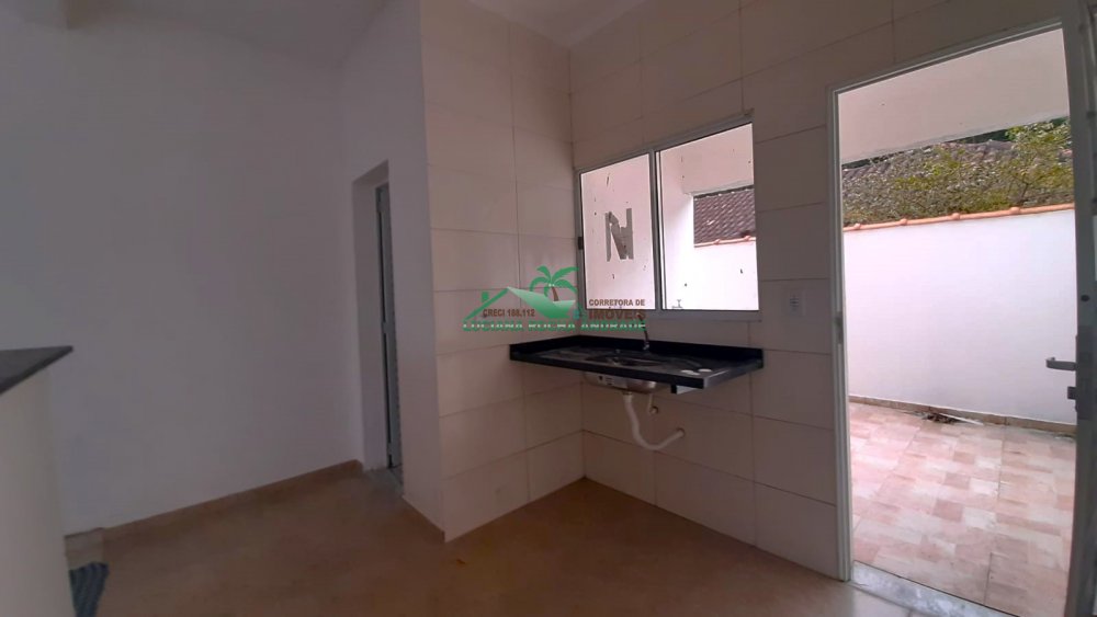 Casa à venda com 2 quartos, 60m² - Foto 6