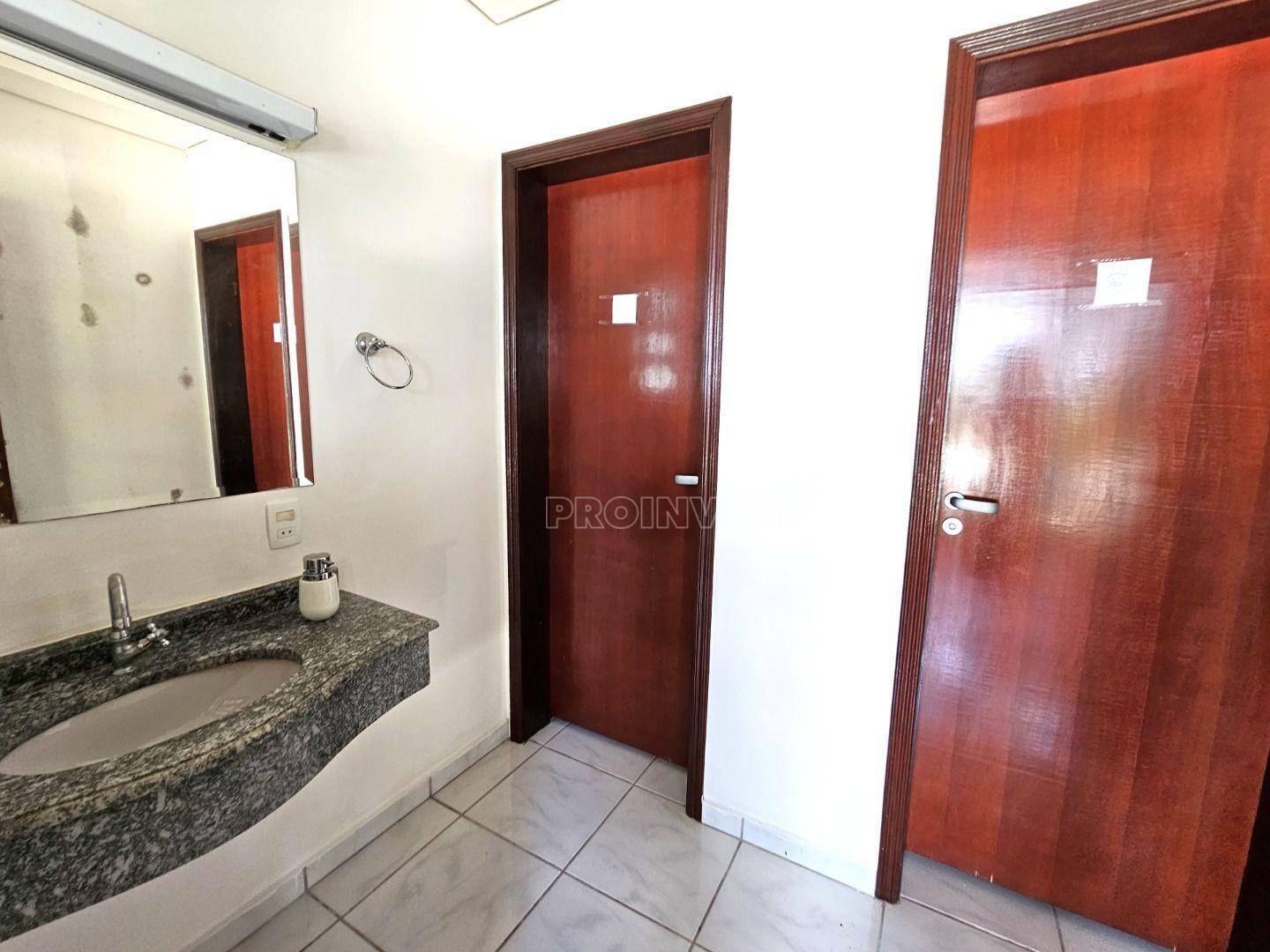 Casa de Condomínio à venda com 4 quartos, 930m² - Foto 47