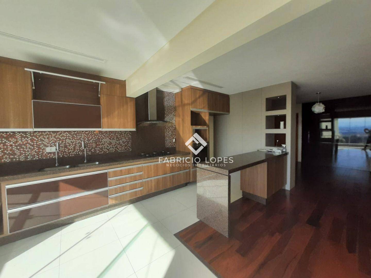 Apartamento à venda com 3 quartos, 97m² - Foto 1