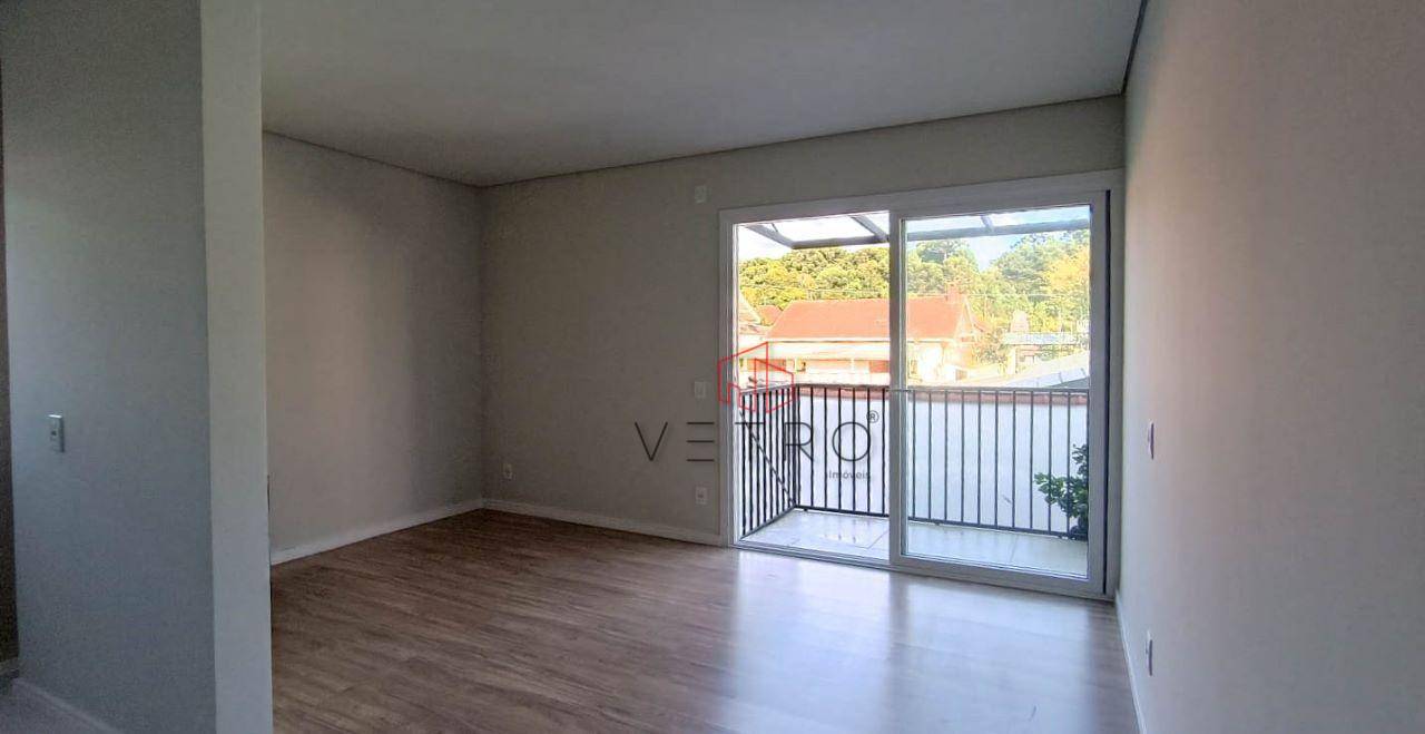 Apartamento à venda com 2 quartos, 70m² - Foto 3